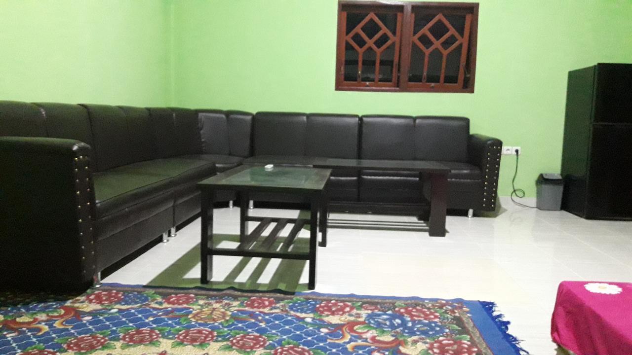 Penginapan Asidik Бира Экстерьер фото